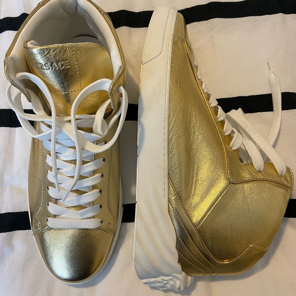 VERSACE MÉDUSA NEW GOLD SNEAKERS
